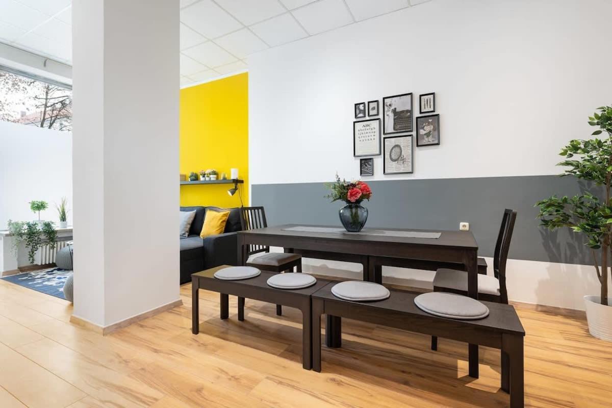 Big Central Apartment Near Rotkreuzplatz With 3 Bedroom For 12 Pax München Exterior foto