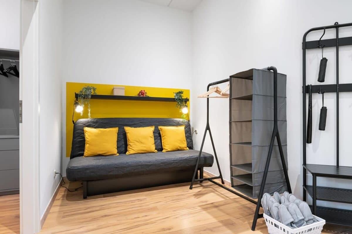 Big Central Apartment Near Rotkreuzplatz With 3 Bedroom For 12 Pax München Exterior foto