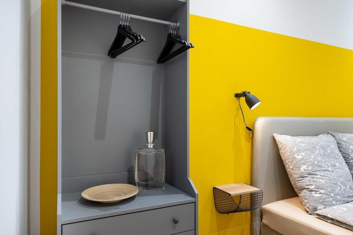 Big Central Apartment Near Rotkreuzplatz With 3 Bedroom For 12 Pax München Exterior foto